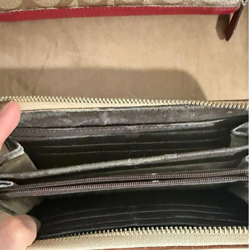 Coach Wallet Bundle - Picture 6 of 7